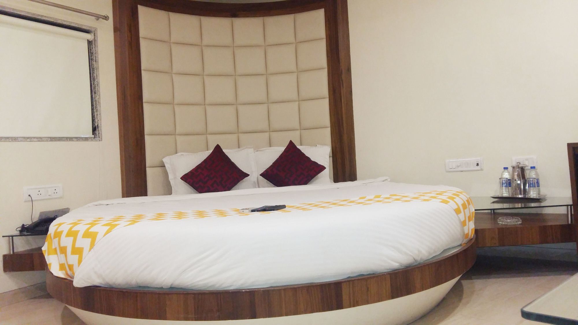 Hotel Address Inn Mumbai  Buitenkant foto