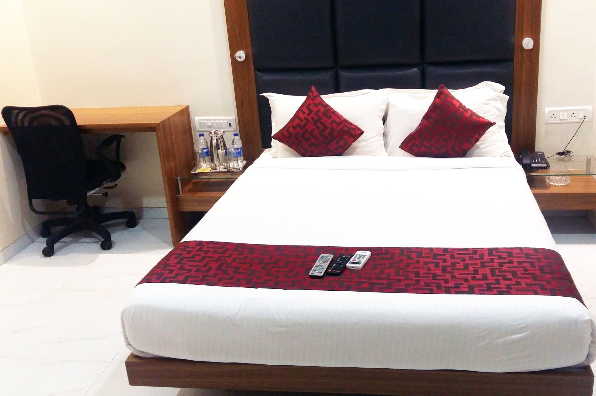 Hotel Address Inn Mumbai  Buitenkant foto